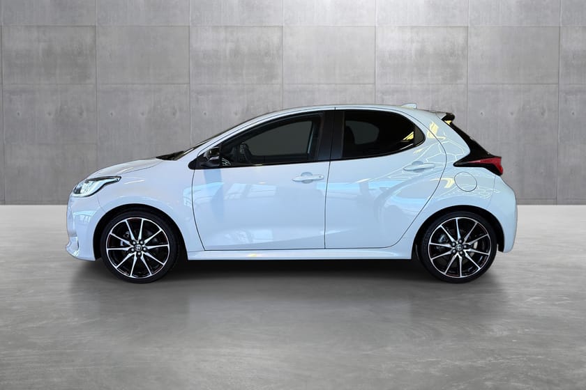 Bilde 2 av Toyota Yaris Hybrid GR-Sport | Panorama | 1,95% Rente!