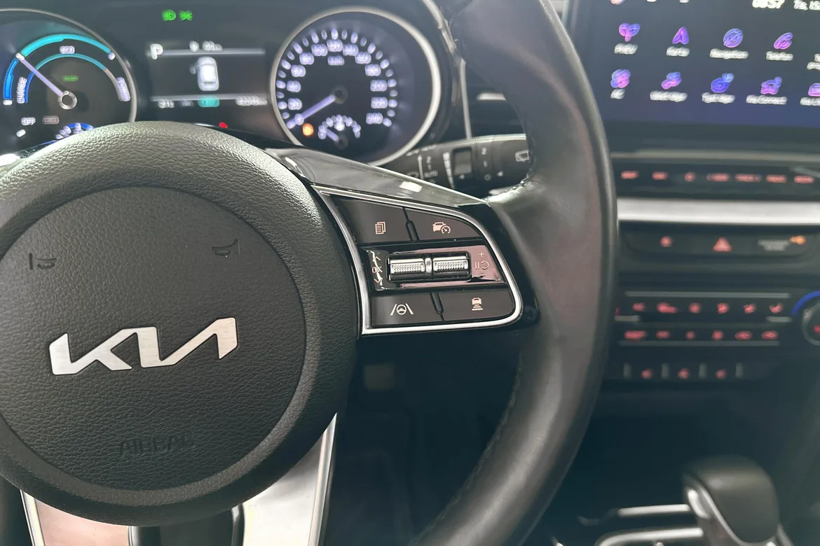 picture of a car