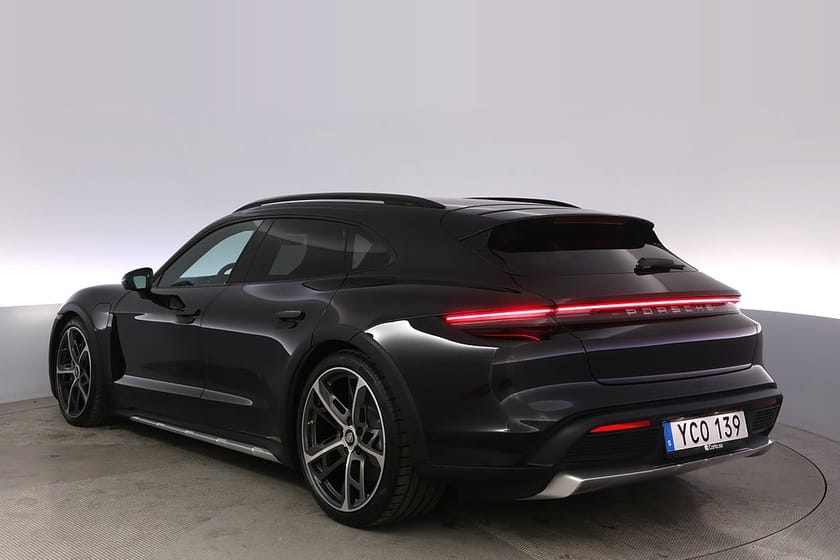 Bild 4 av Porsche Taycan 4 Cross Turismo Pano Bose Sport Chrono Luftf.