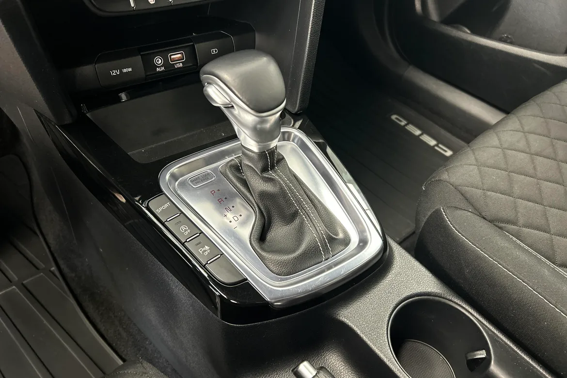picture of a car