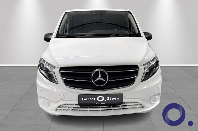 Bilde 2 av Mercedes-Benz Vito 119 CDI 4x4 3.0t SIDEHENGSLET BAKLUKE, 3 SETER, RYGGEKAMERA, PARKSENSOR