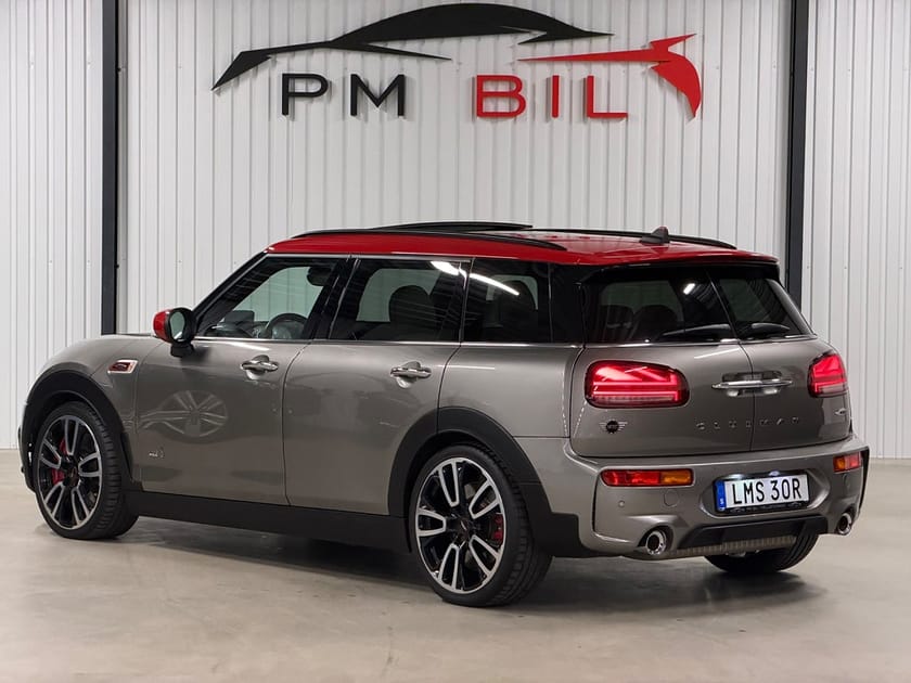 Bild 4 av MINI John Cooper Works ALL4 Clubman Panorama Skinn Navi H&K S&V-Hjul HUD 306hk