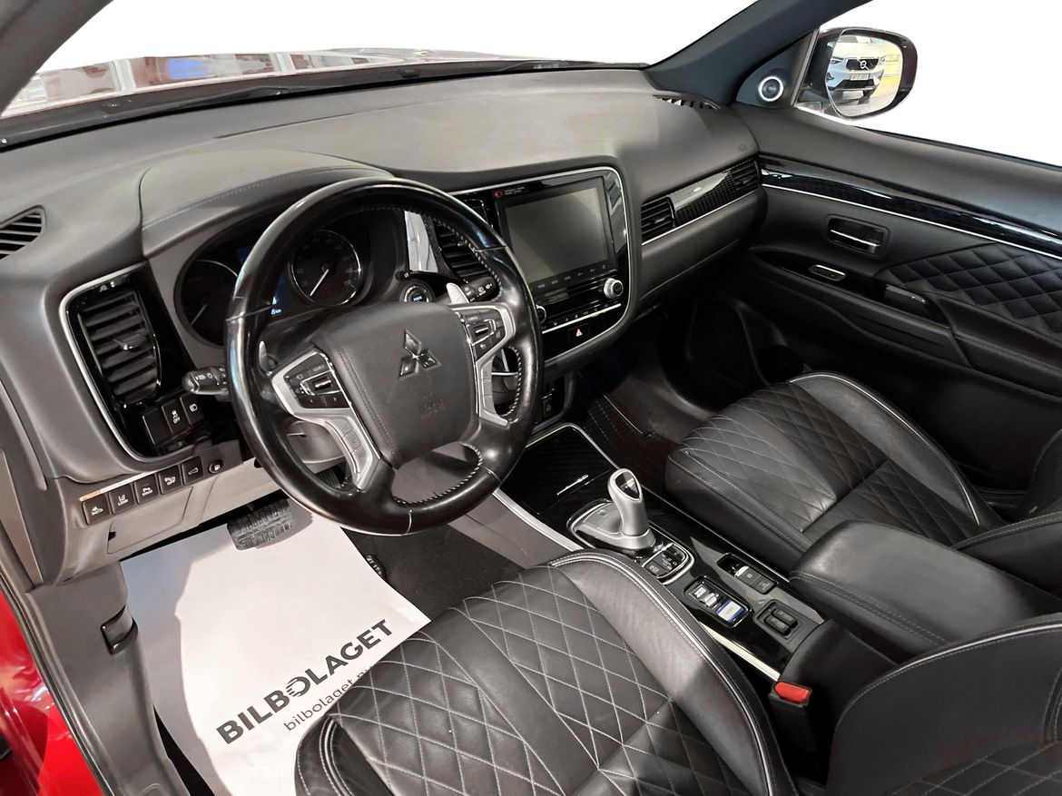 Mitsubishi Outlander 2020 - miniatyr 6