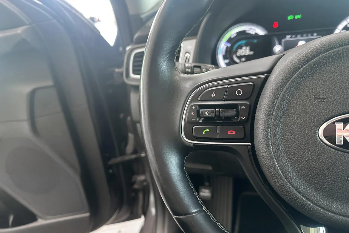 picture of a car