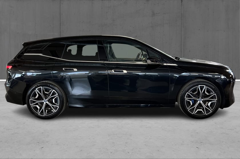 Bilde 4 av BMW iX xDrive50 50 Fully Charged AmidoSkinn, H/K, Multiseter, 22"