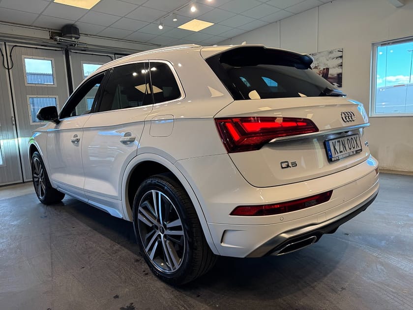 Bild 3 av Audi Q5 55 TFSI e quattro S Tronic S Line Drag B-kamera MOMS