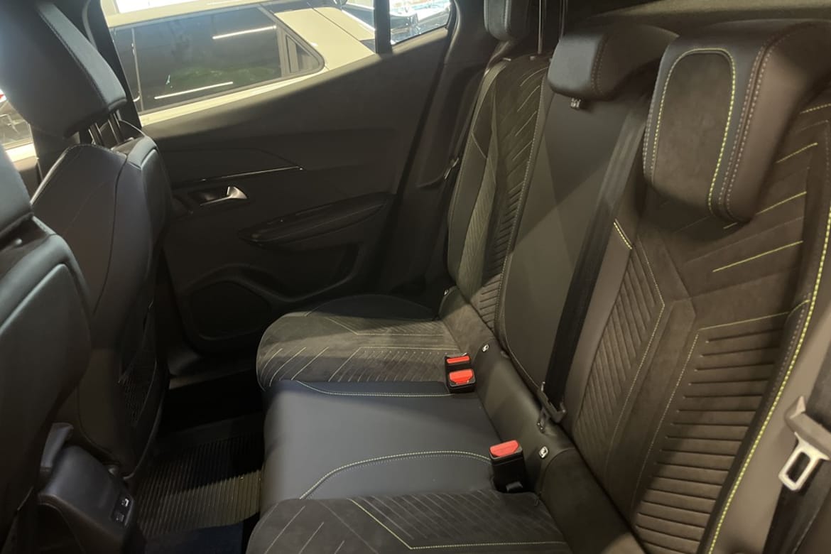 Peugeot 2008 2024 - miniatyr 8