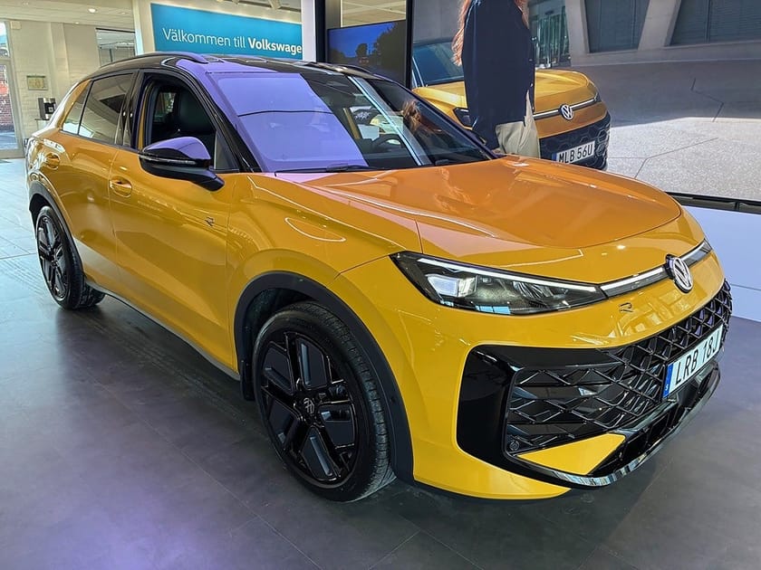 Bild 3 av Volkswagen T-Roc R-LINE 1.5 ETSI 150 HK DSG7