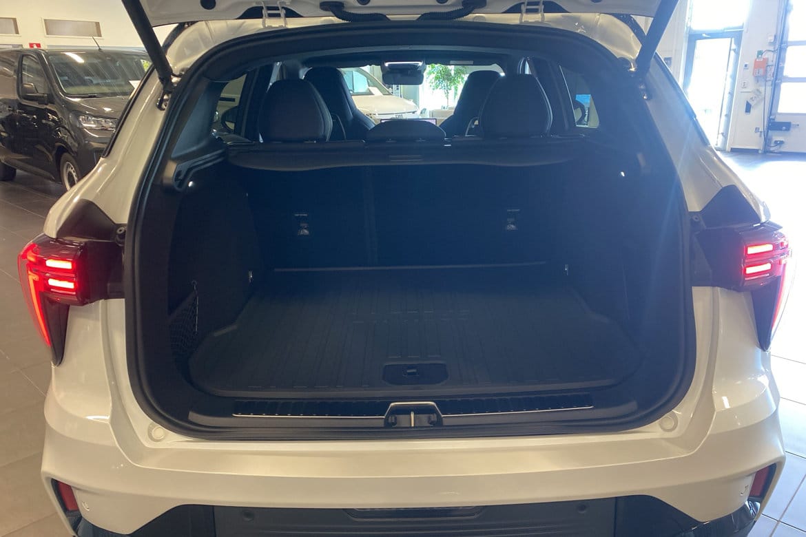 Lynk & Co 01 PHEV