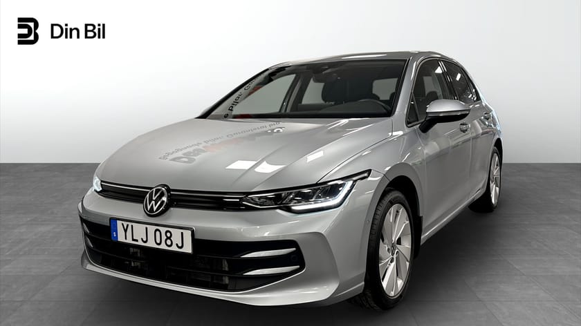 Bild 1 av Volkswagen Golf eTSI 150hk Parkerngsvärmare/Backkamrea