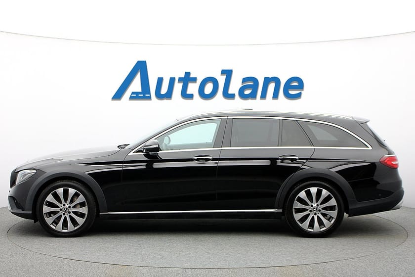 Bild 5 av Mercedes-Benz E 350 d 4MATIC All-Terrain 4M All-Terrain, Pano, 360°, Burmester®, HUD 258hk