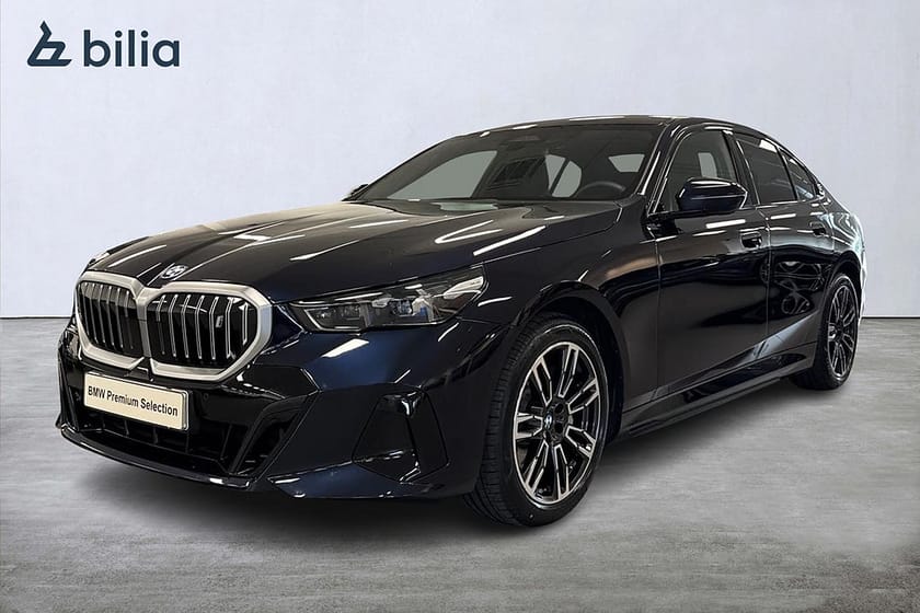 Bild 1 av BMW i5 xDrive40 Sedan xDrive 40 M-sport | H&K | Drag | Aktiv farth.