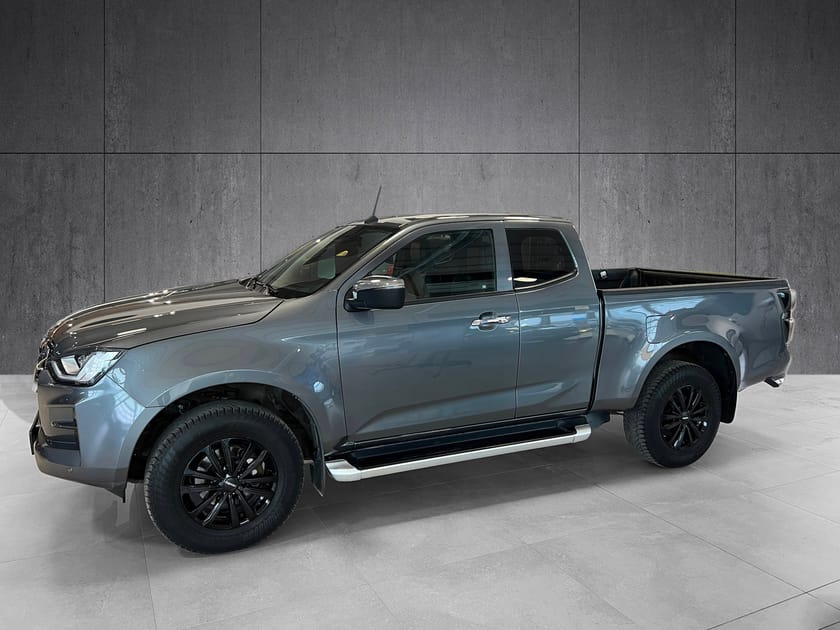 Bilde 2 av Isuzu D-Max Space Cab 163 HK, AUT,4X4,KROK(3500KG),NY SERVICE...