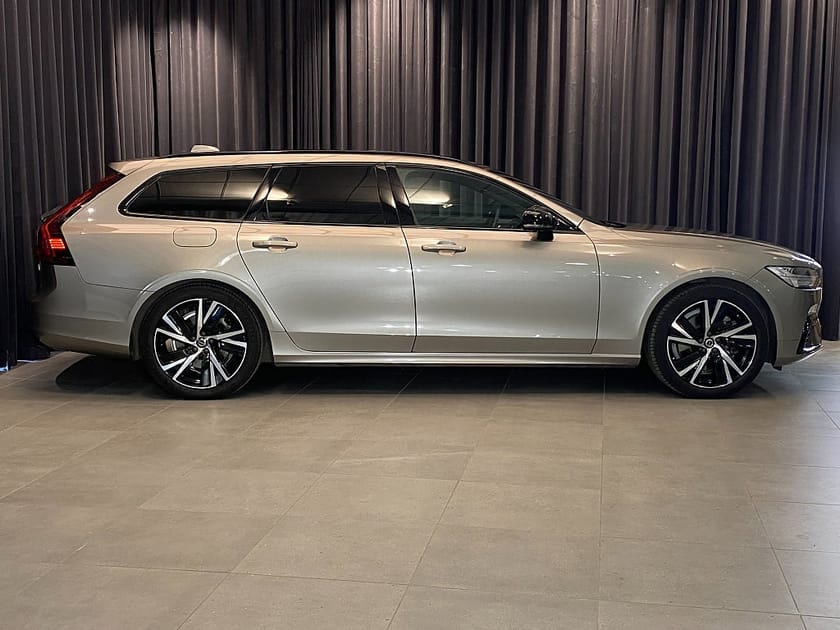 Bild 5 av Volvo V90 Recharge T8 AWD AUT R-Design / DRAG /
