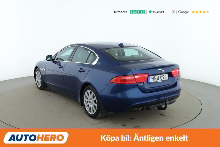 Bild 3 av Jaguar XE 20d / Värmare, Dragkrok, Backkamera