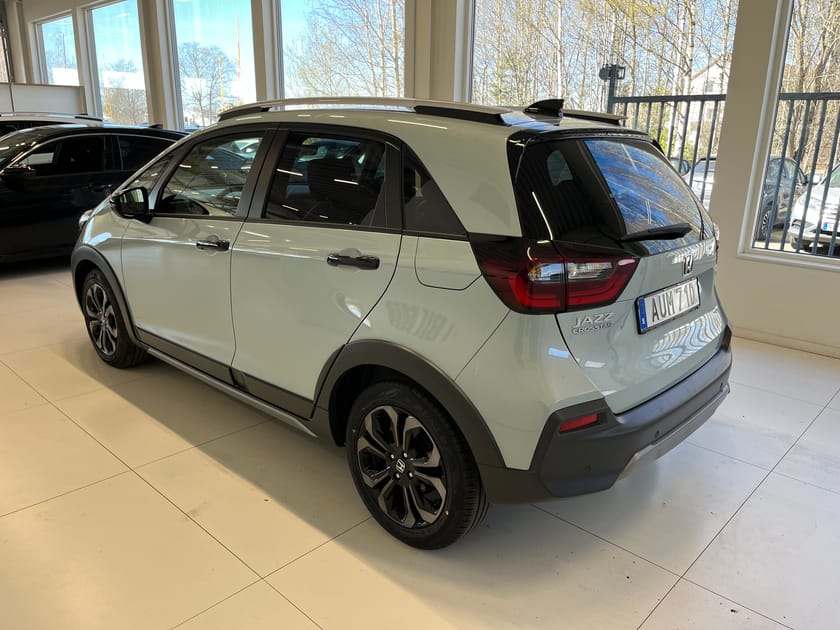 Bild 4 av Honda Jazz Crosstar e:HEV Serviceavtal 5 år/10000 mil, metallic, gummimattor