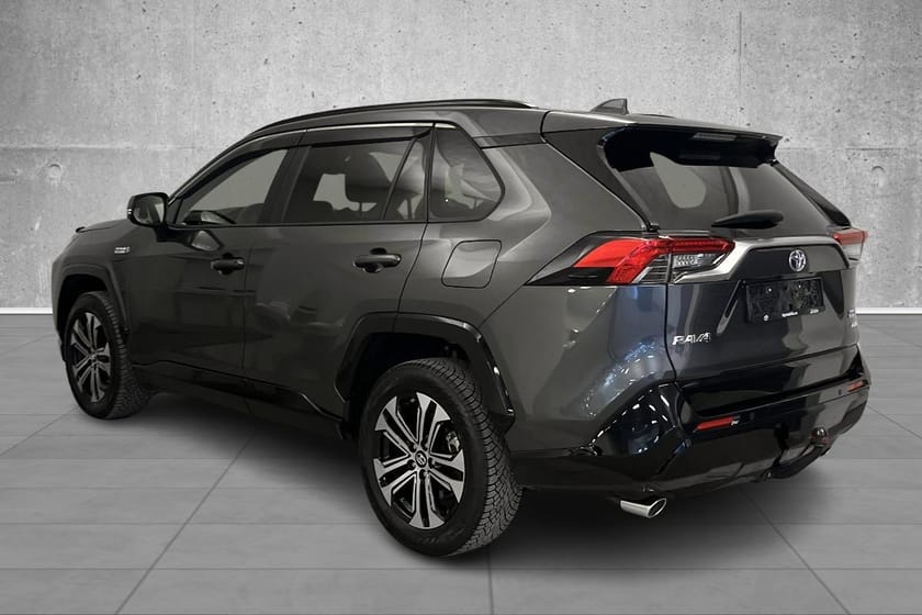 Bilde 3 av Toyota RAV4 Plug-in Hybrid 2.5 Active Tech/4x4/WLTP 75 km/krok/led-bar/