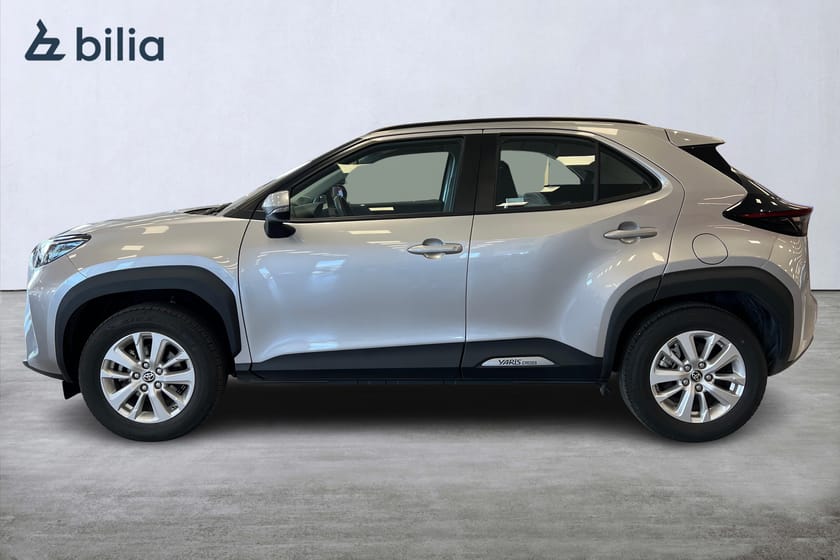 Bild 3 av Toyota Yaris Cross Hybrid 115 1,5 ACTIVE SÄKERHETSPAKET inkl vinterhjul