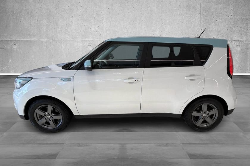 Bilde 4 av Kia Soul EV Praktisk elbil / Lav km / God komfort / Ny EU!