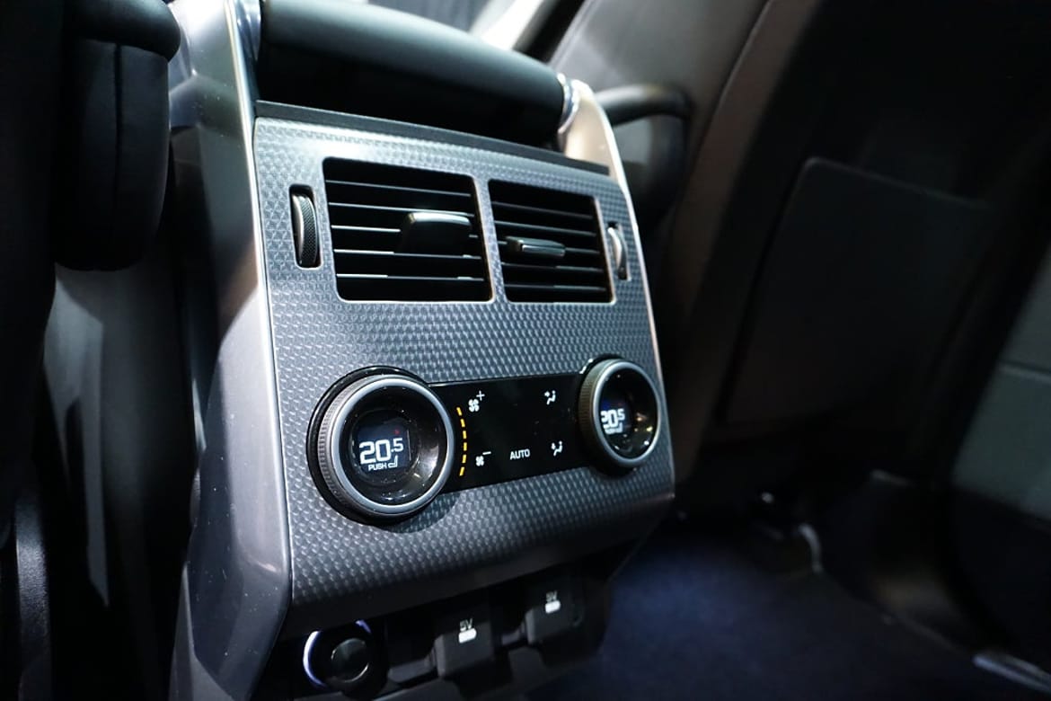 Land Rover Range Rover Sport 2020 - miniatyr 14