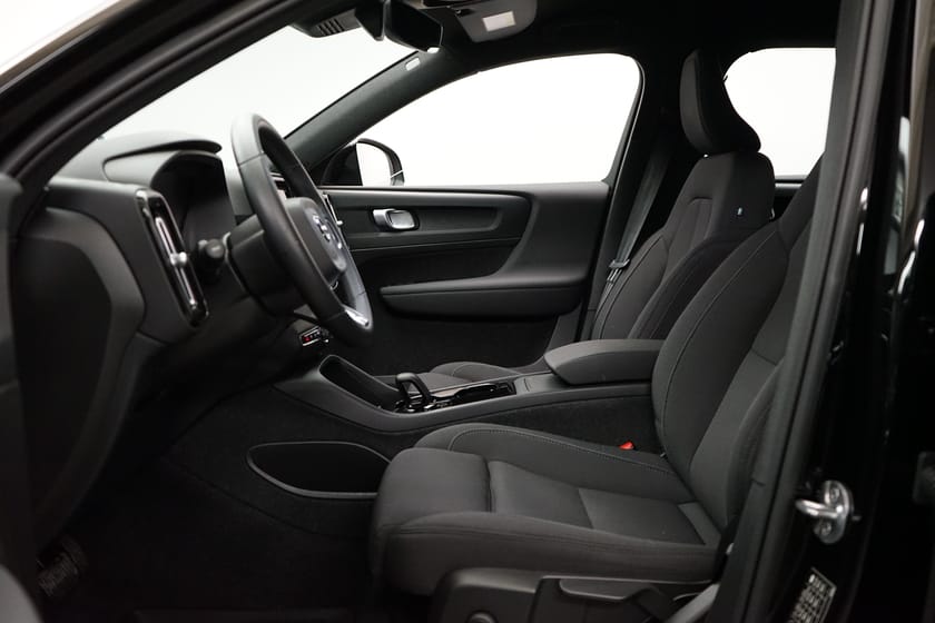 Bild 5 av Volvo XC40 Recharge Single Motor Core Edition, Ränta 2,95%, Baklucka elmanövrerad