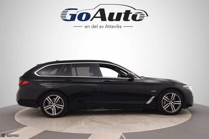 Bild 2 av BMW 530e xDrive Touring Steptronic, 292hk Drag Backkamera