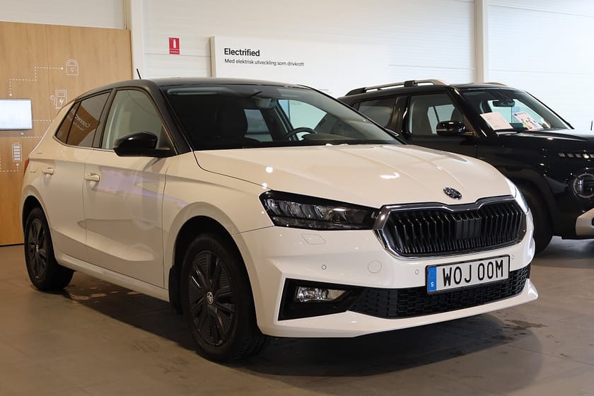 Bild 4 av Škoda Fabia Skoda 1.0 TSI AUT Style CarPlay PDC Rattvärme Kamera
