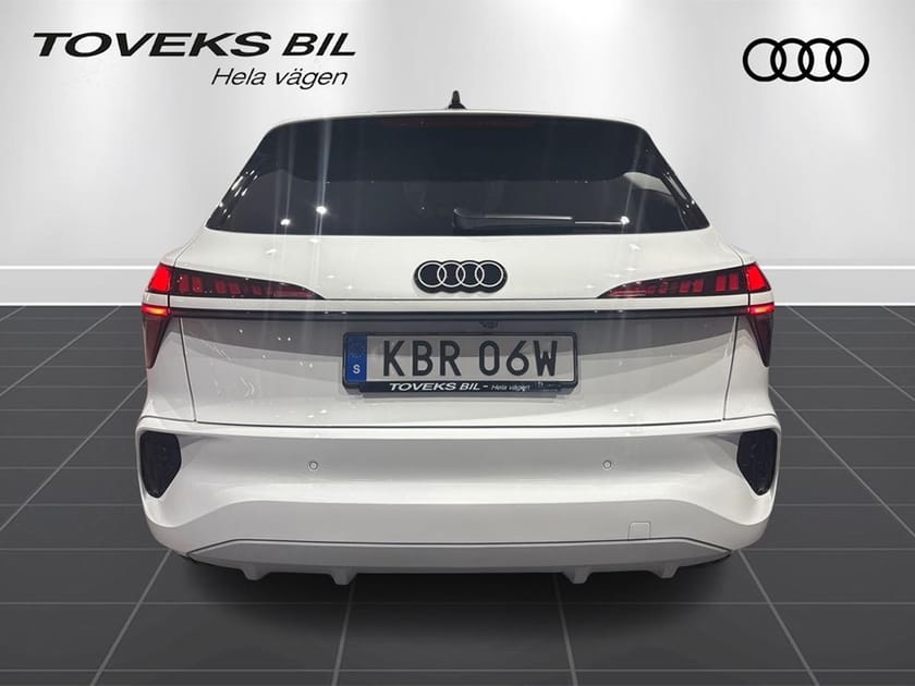 Bild 3 av Audi Q3 S Tronic / Alpin / 18" / Nya modellen