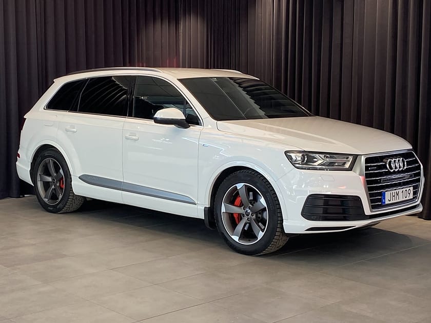 Bild 1 av Audi Q7 Quattro 3.0 TDI V6 ultra (218hk) S-LINE / BOSE / 7-SITS