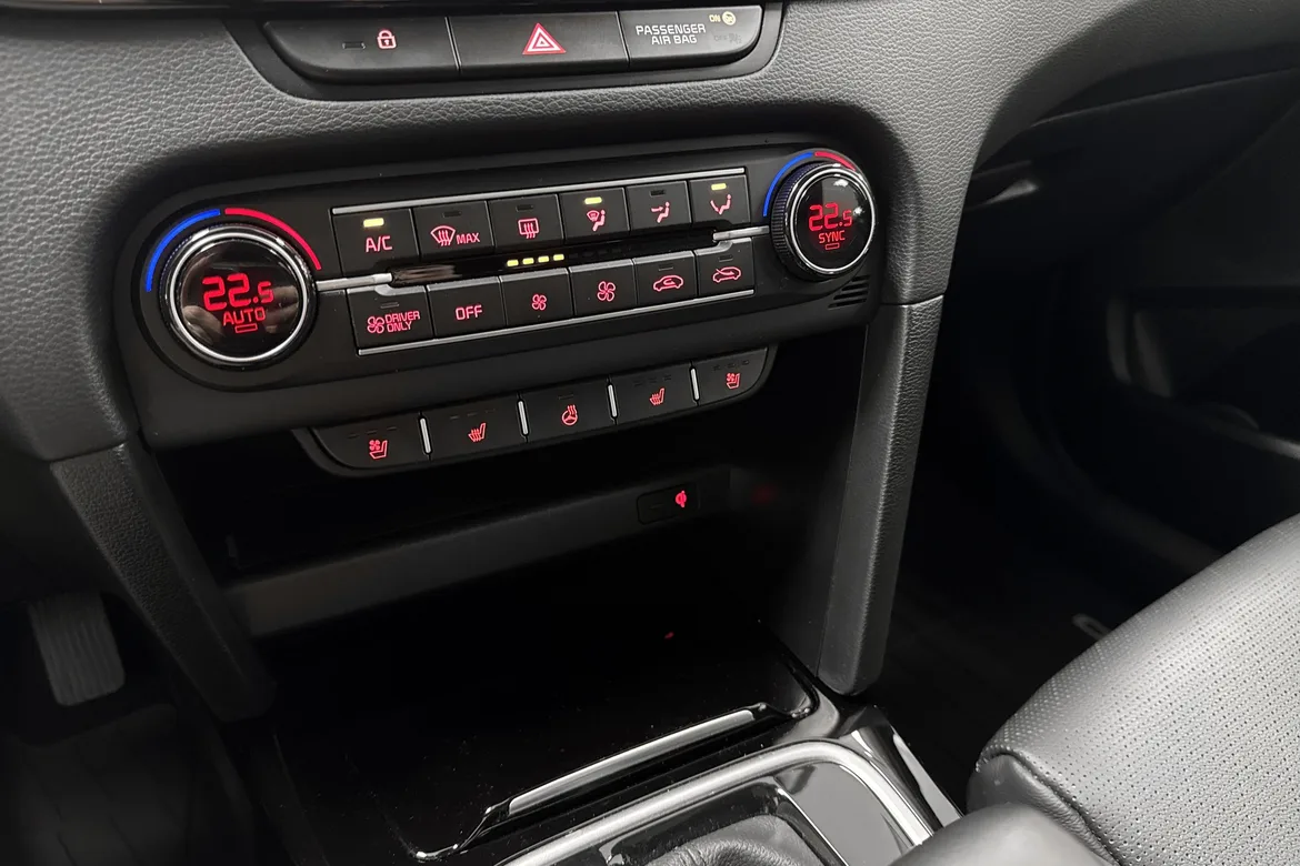 picture of a car