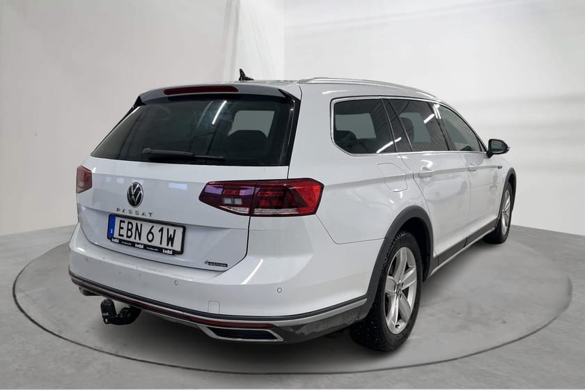 Bild 3 av Volkswagen Passat Alltrack 2.0 TDI 4Motion 200hk Värmare Drag