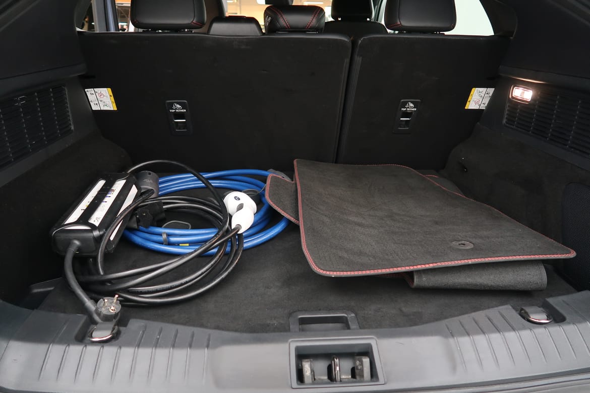 Ford Mustang Mach-E 2022 - miniatyr 8