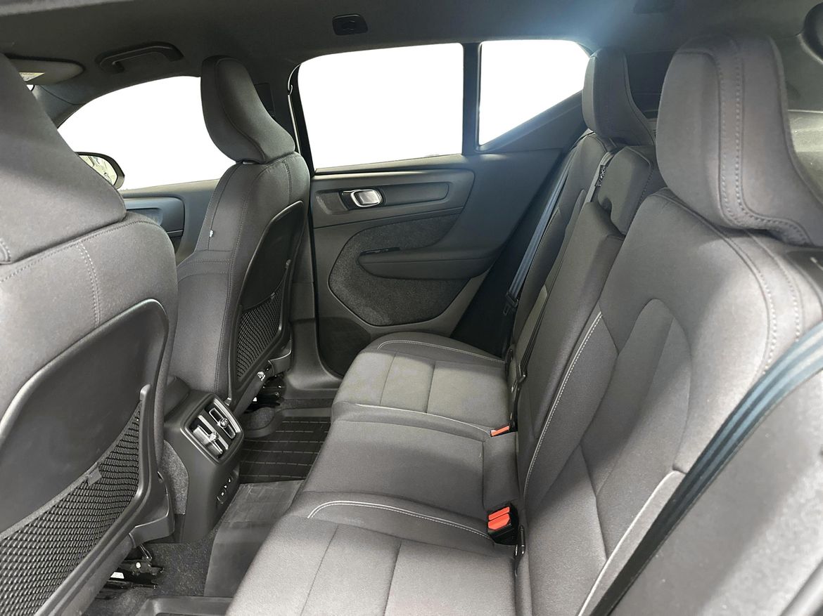 Volvo XC40 2023 - miniatyr 9