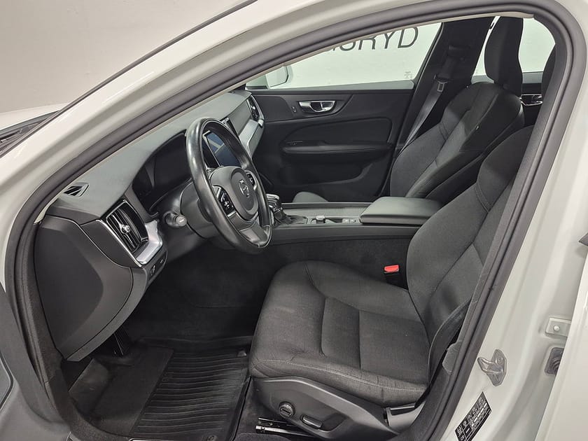 Bild 2 av Volvo V60 D3 150HK Momentum