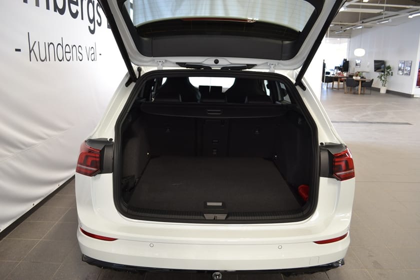 Bild 5 av Volkswagen Golf Sportscombi R-LINE 1,5 TSI 150 HK 6-VXL