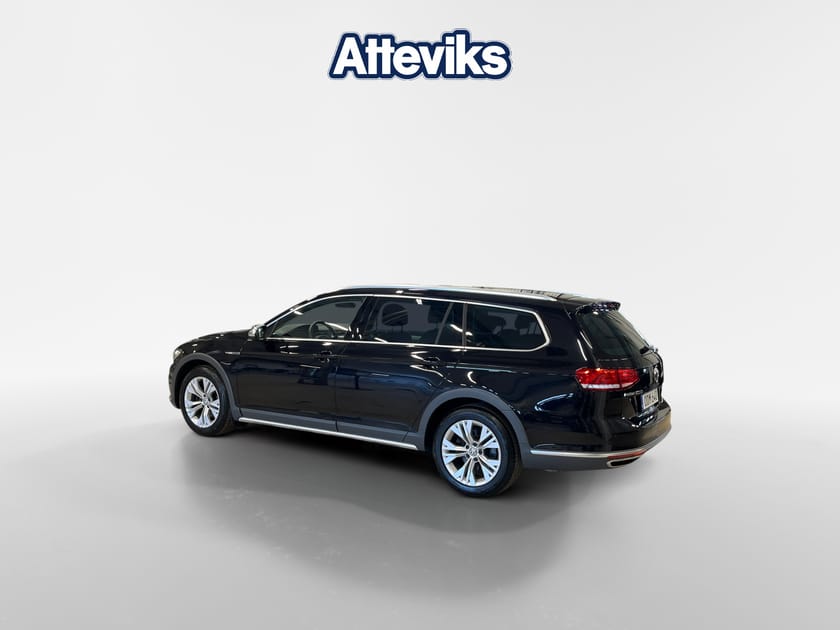 Bild 5 av Volkswagen Passat Alltrack TSI 220hk DSG 4Motion Drag/Backkamera