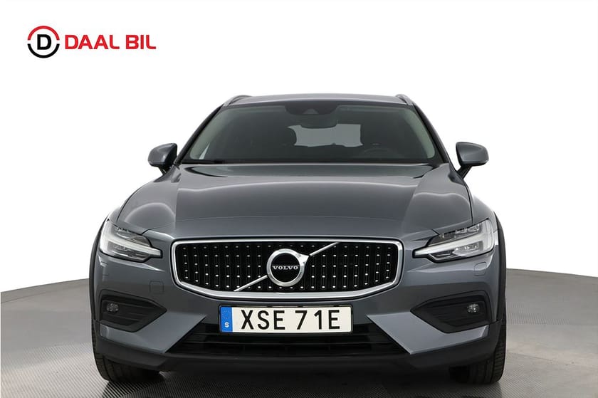 Bild 2 av Volvo V60 Cross Country ADVANCED B4 AWD 197HK DRAGKROK B-KAMERA NAVIGATION