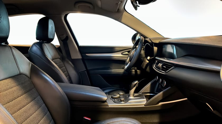 Bild 3 av Alfa Romeo Stelvio 2.2 Backkamera |Helskinn|awd
