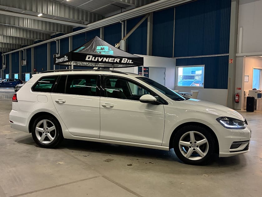 Bild 2 av Volkswagen Golf Sportscombi 1.5 TSI Aut GT Pluspaket | Värmare+Dragkrok