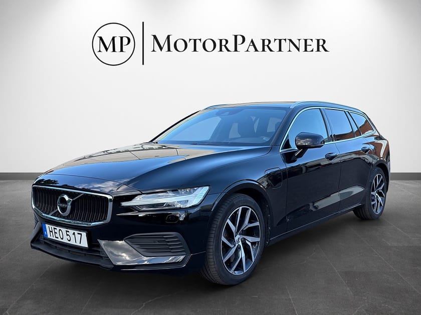 Bild 4 av Volvo V60 T6 Twin Engine AWD Momentum Advanced Kamera Dragkrok