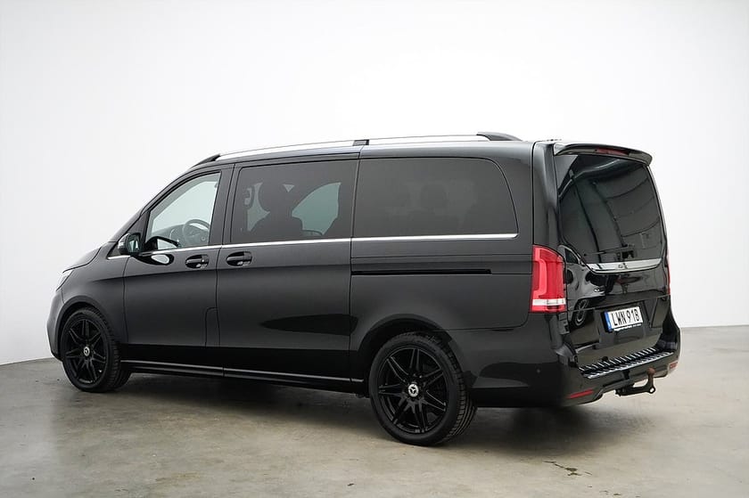 Bild 4 av Mercedes-Benz V 300d 3.1t V300d / 239hk / AMG / 360 / Moms