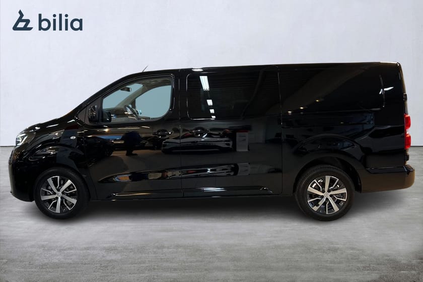 Bild 3 av Toyota Proace L1 LONG DUBBELHYTT 2,2D 180 HK AUTO PREMIUM 2 - OMGÅENDE LEVERANS