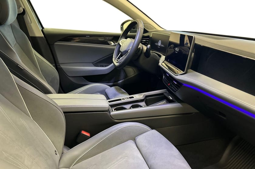 Bild 5 av Volkswagen Passat Sportscombi BUSINESS 1.5 eTSI 150hk Drag Värmare