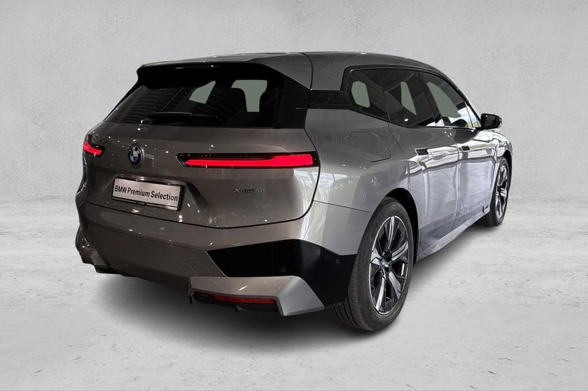 Bilde 5 av BMW iX xDrive50 Skinn| Massasje| Pano| Laser| Luft| H/K| Sportspakke