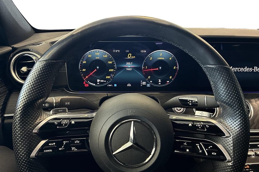 Bild 5 av Mercedes-Benz E 220 d 4MATIC E220d  AMG | 360 | Värmare | Drag |