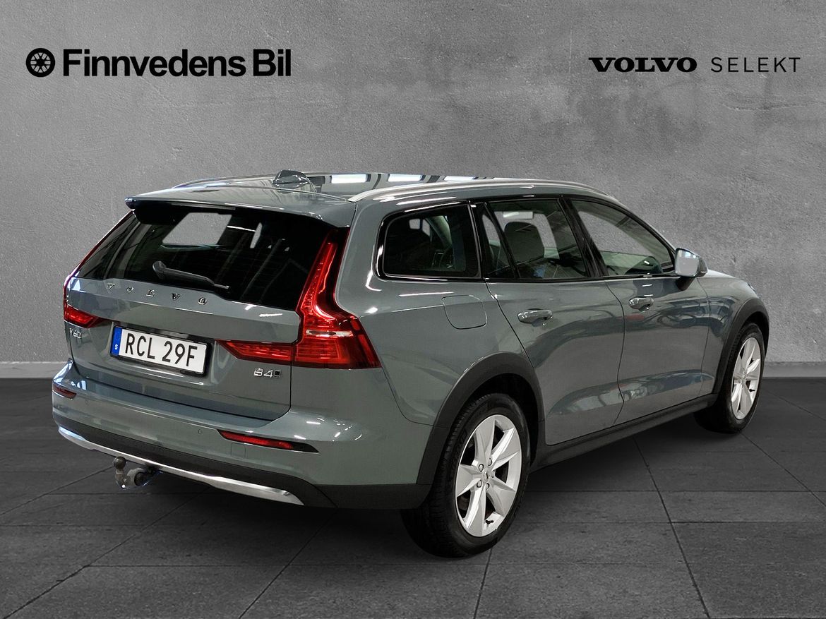 Volvo V60 2023 - miniatyr 4