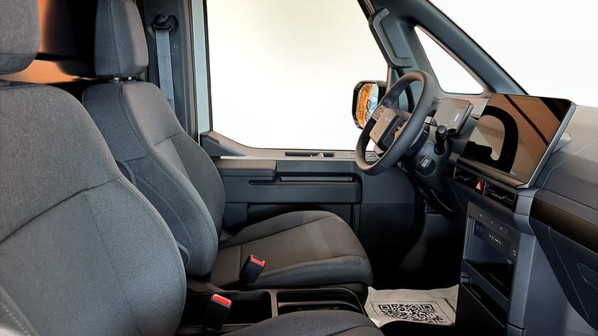 Bild 3 av Kia PV5 Cargo 4DR L2H1 LONG RANGE