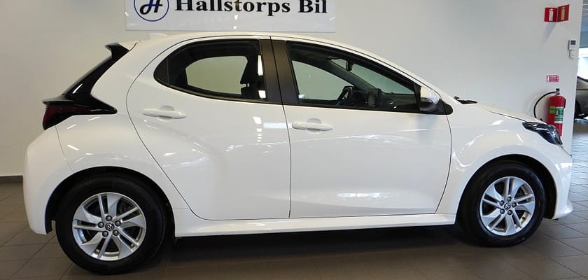 Bild 5 av Toyota Yaris Hybrid CVT Active/BACKKAMERA/RATTVÄRME/