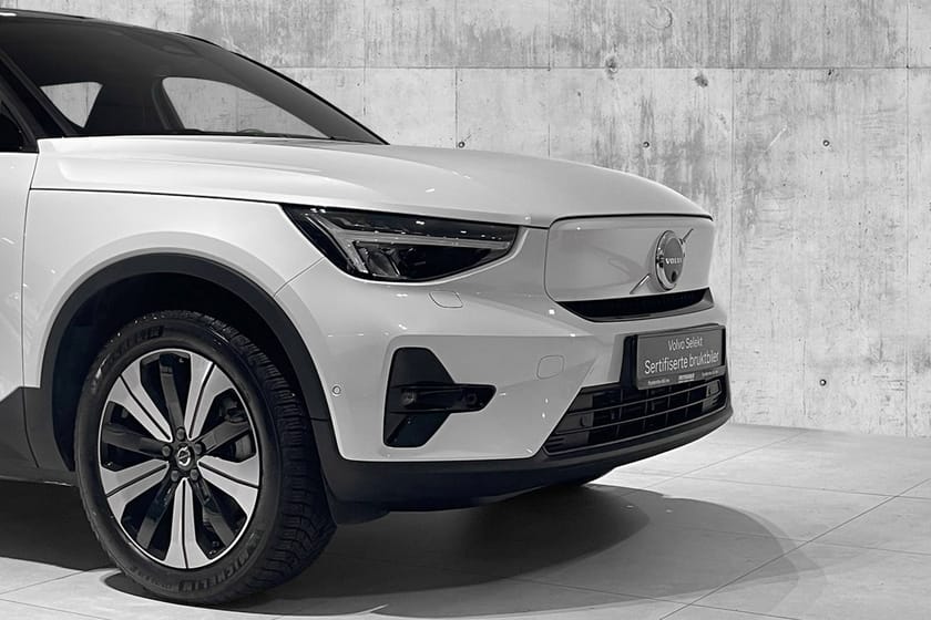 Bilde 2 av Volvo XC40 Recharge Twin motor Ultimate PANO|19"|360|H&K