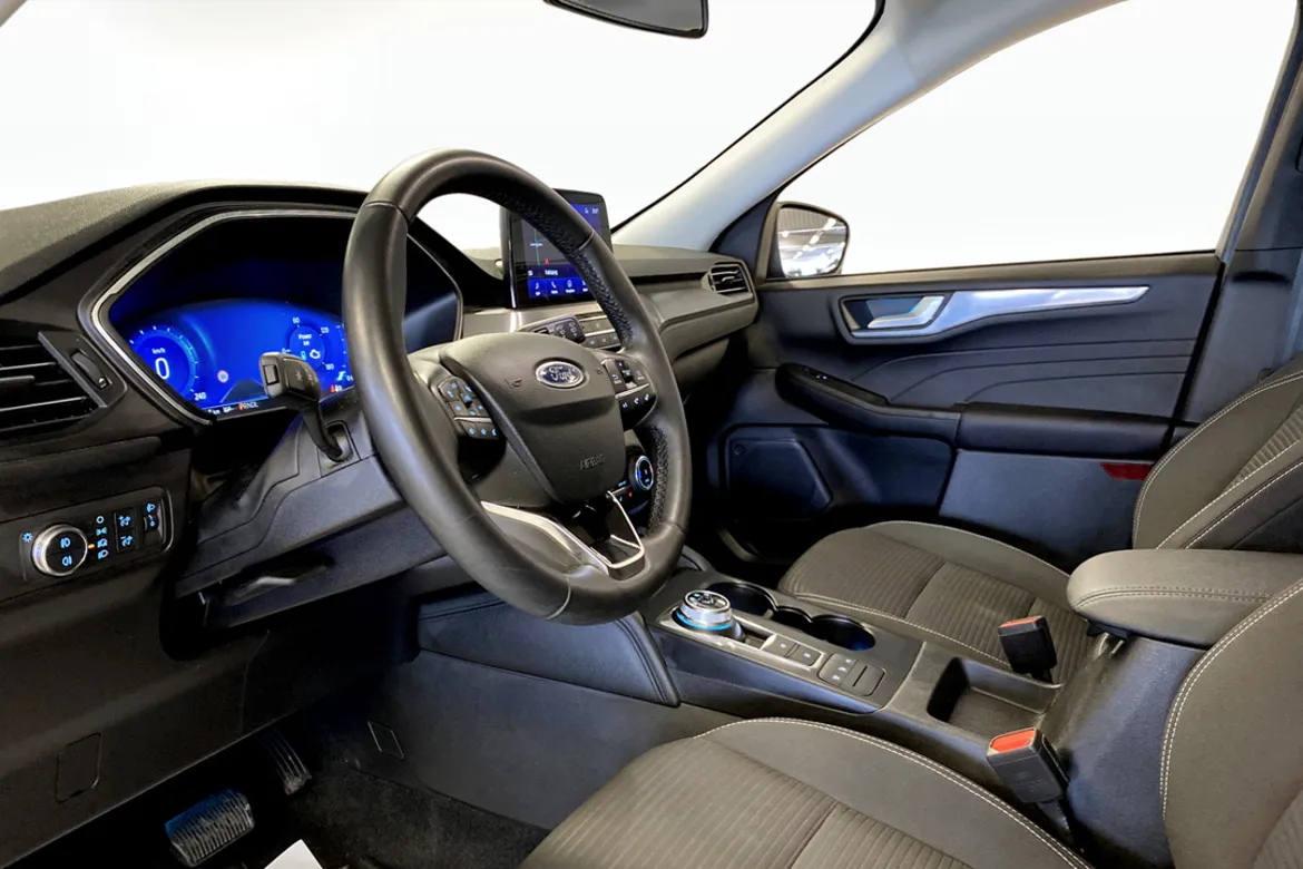 Ford Kuga Hybrid AWD